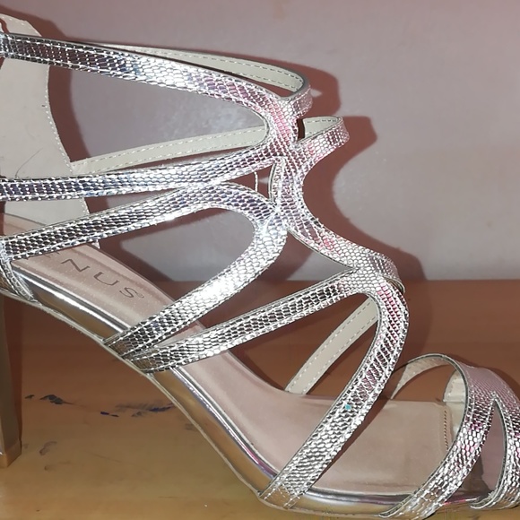 Metallic Cage Heels - Picture 2 of 4